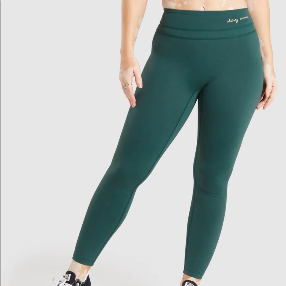 Whitney Simmons Gymshark Amazon Legging